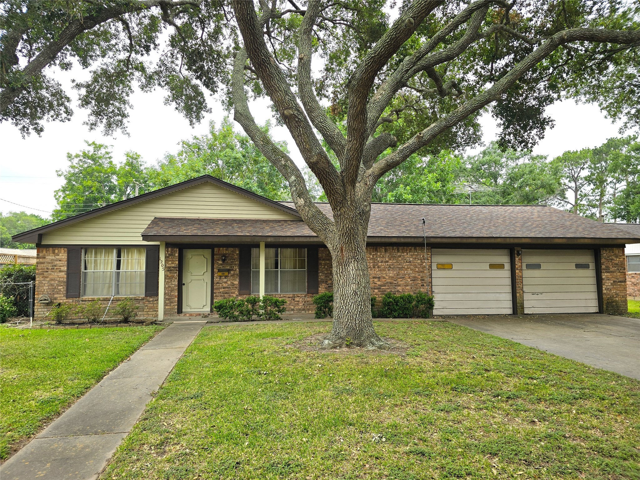 1205 Appling Street El Campo TX 77437
