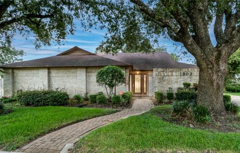 3903 Salvador Street Pasadena TX 77504