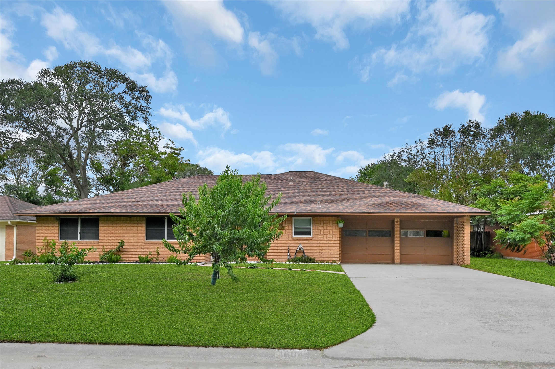 1604 Gillette Street Baytown TX 77520