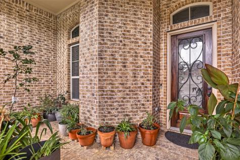 18115 Stari Most Lane Houston TX 77044