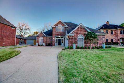 118 Mill Trail Drive Sugar Land TX 77498