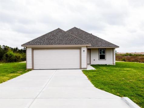 1040 Road 5501 Cleveland TX 77327