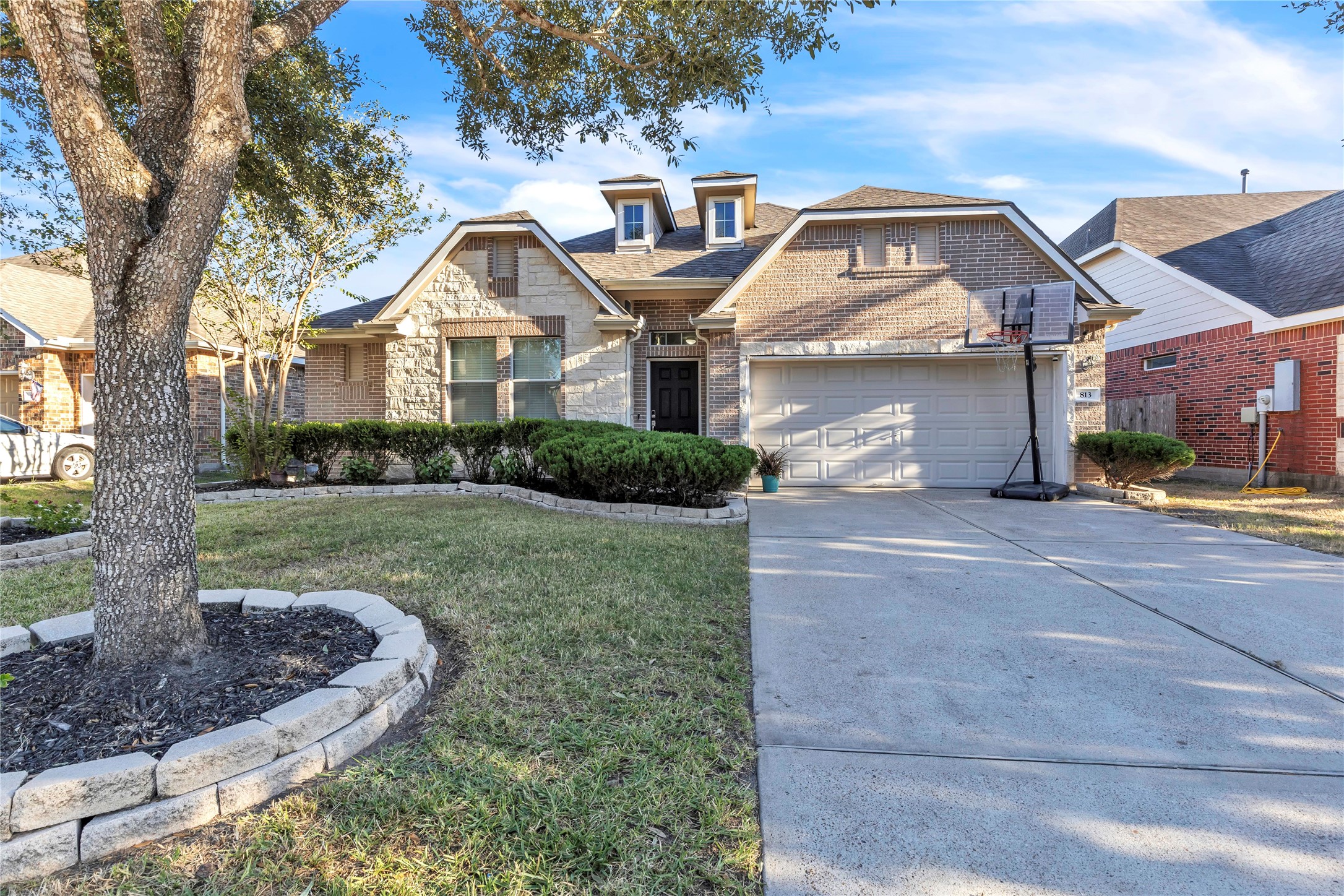 813 Harvard Pointe Drive League City TX 77573