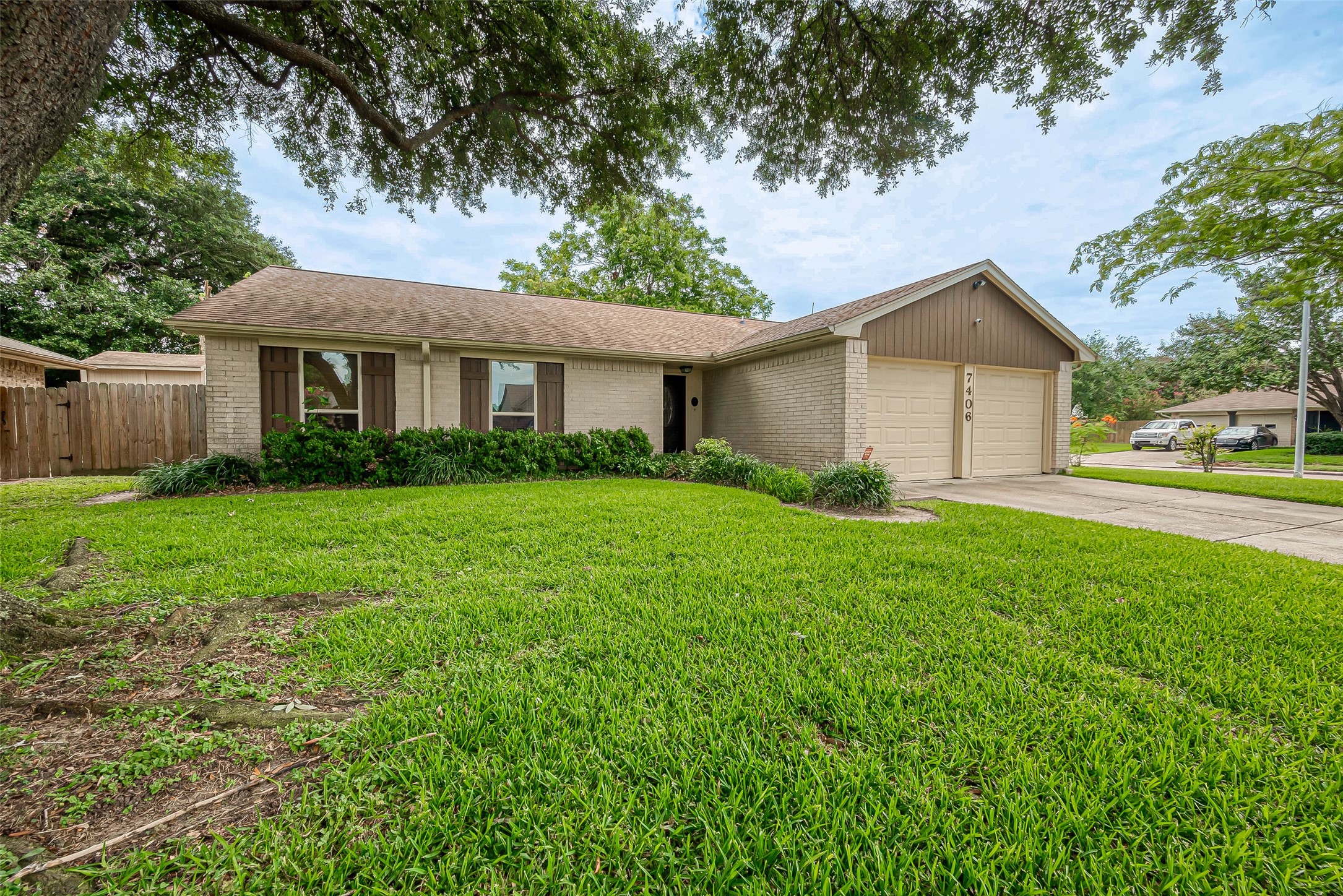7406 S Choctaw Street Baytown TX 77521