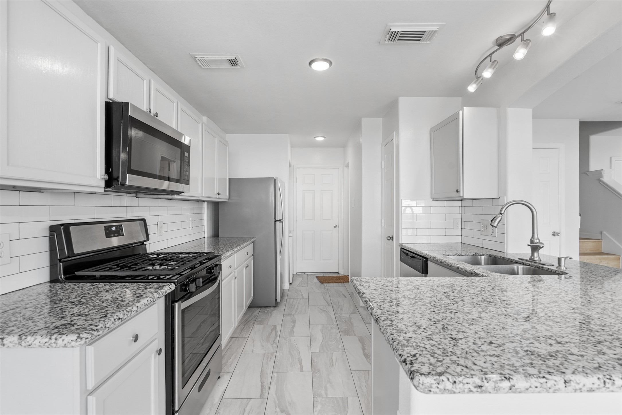 6810 Strathmore Place Court Katy TX 77449