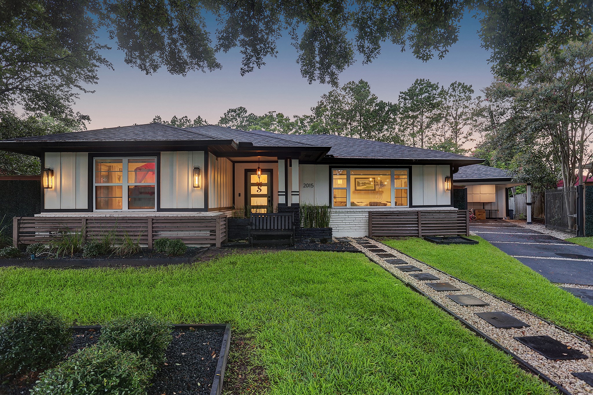 2015 Croydon Court Houston TX 77008
