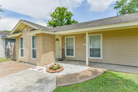 3809 Newton Drive Pasadena TX 77503