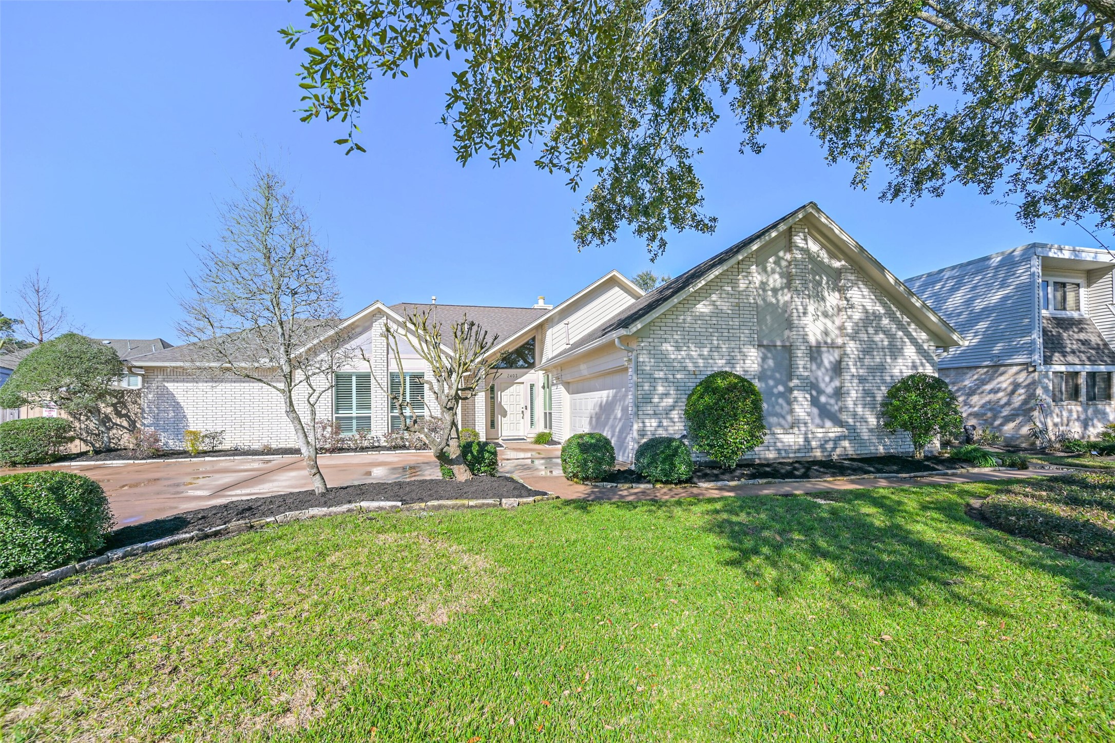 2403 Golfcrest Drive Pearland TX 77581