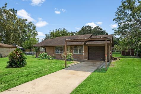 1311 College Drive Alvin TX 77511