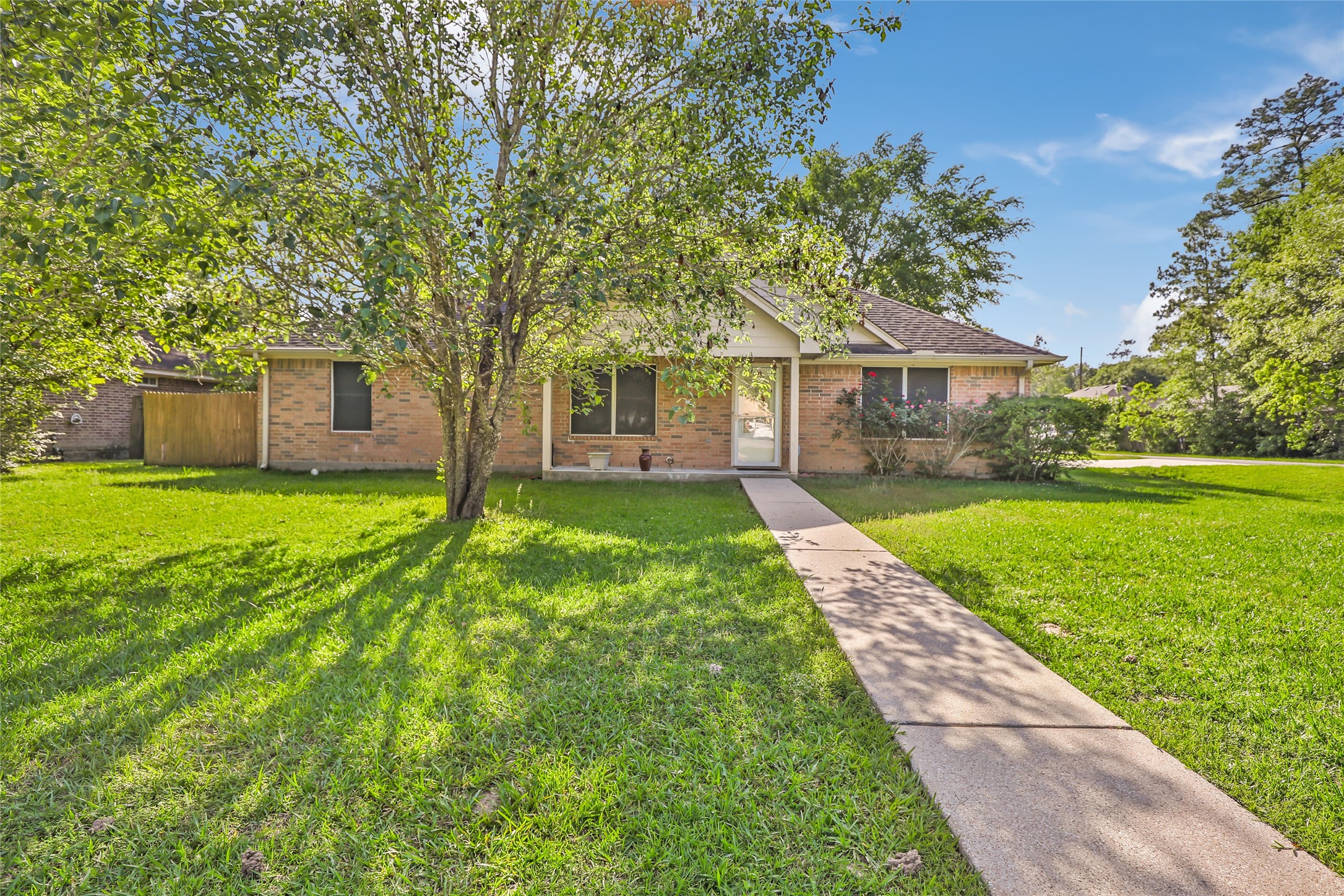 1000 Shell Avenue Cleveland TX 77327