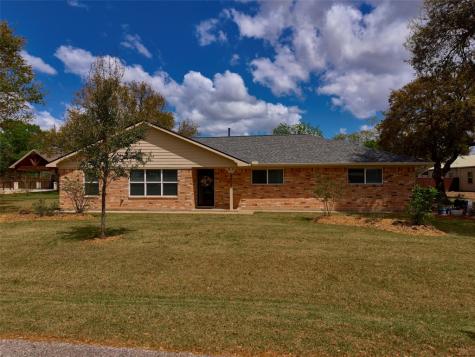 9015 Antonia Street Needville TX 77461