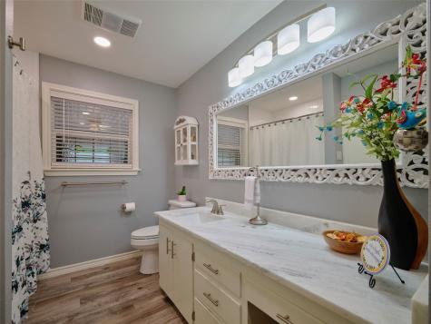 9015 Antonia Street Needville TX 77461