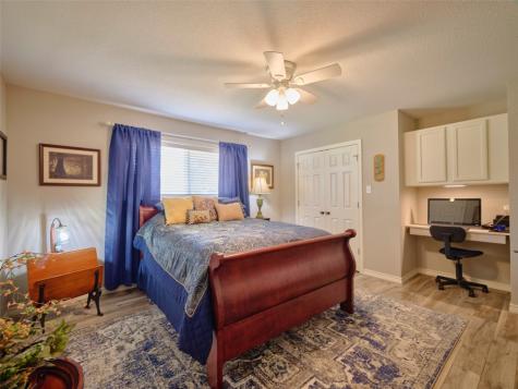 9015 Antonia Street Needville TX 77461