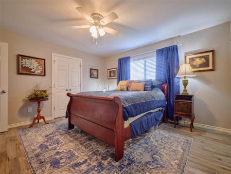 9015 Antonia Street Needville TX 77461