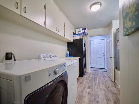 9015 Antonia Street Needville TX 77461
