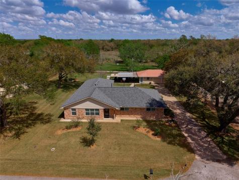 9015 Antonia Street Needville TX 77461
