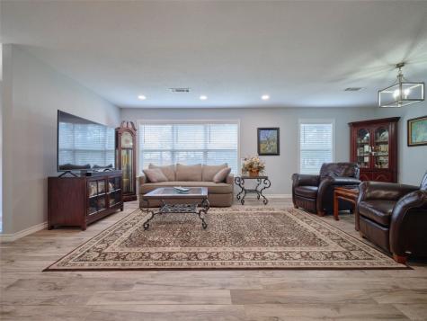 9015 Antonia Street Needville TX 77461