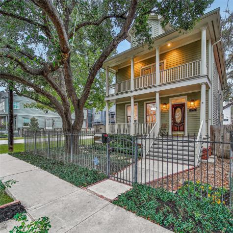 1624 Beall Street Houston TX 77008