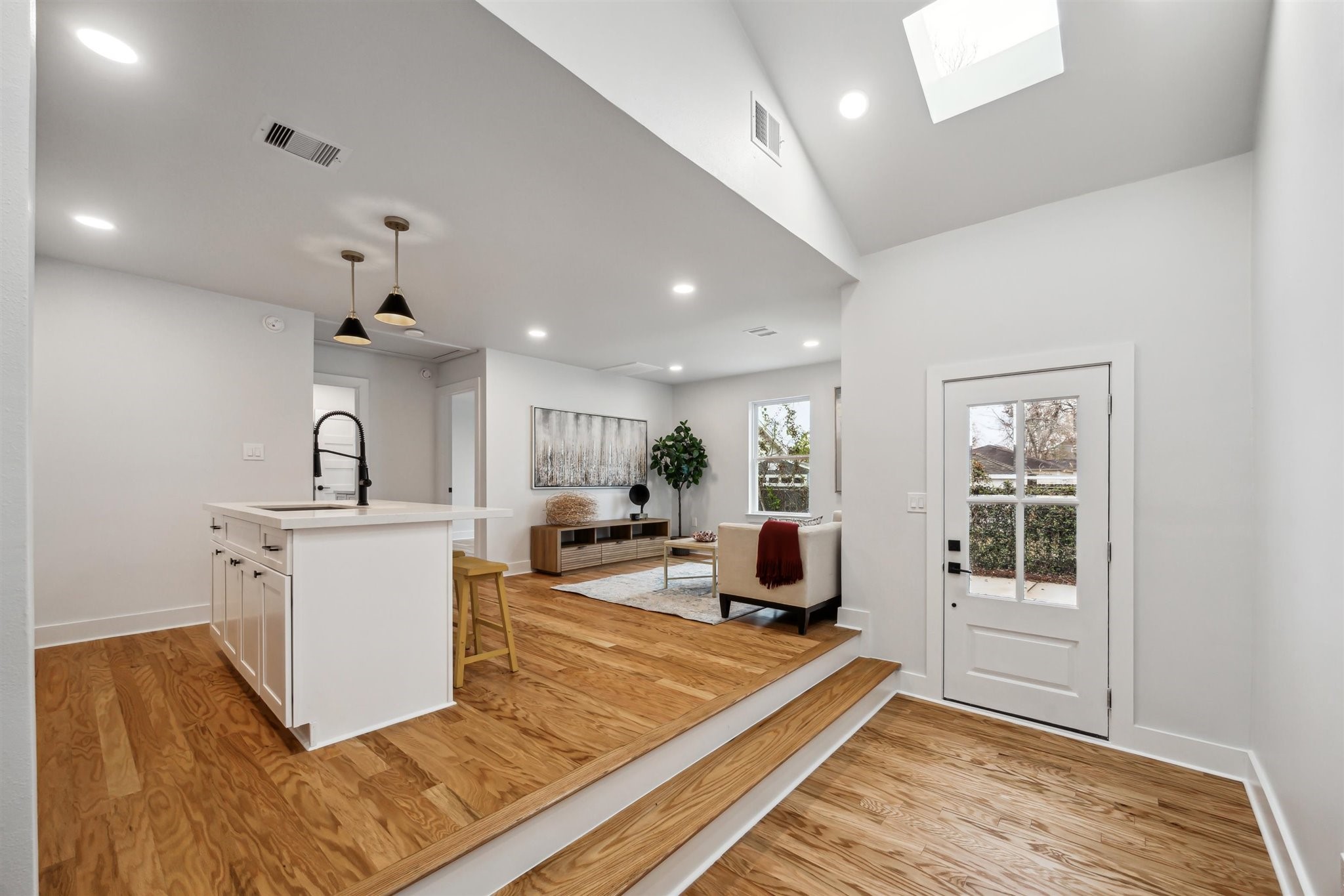 1026 Louise Street Houston TX 77009