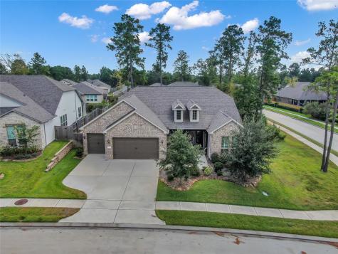 102 E Buffalo Clover Court Montgomery TX 77316