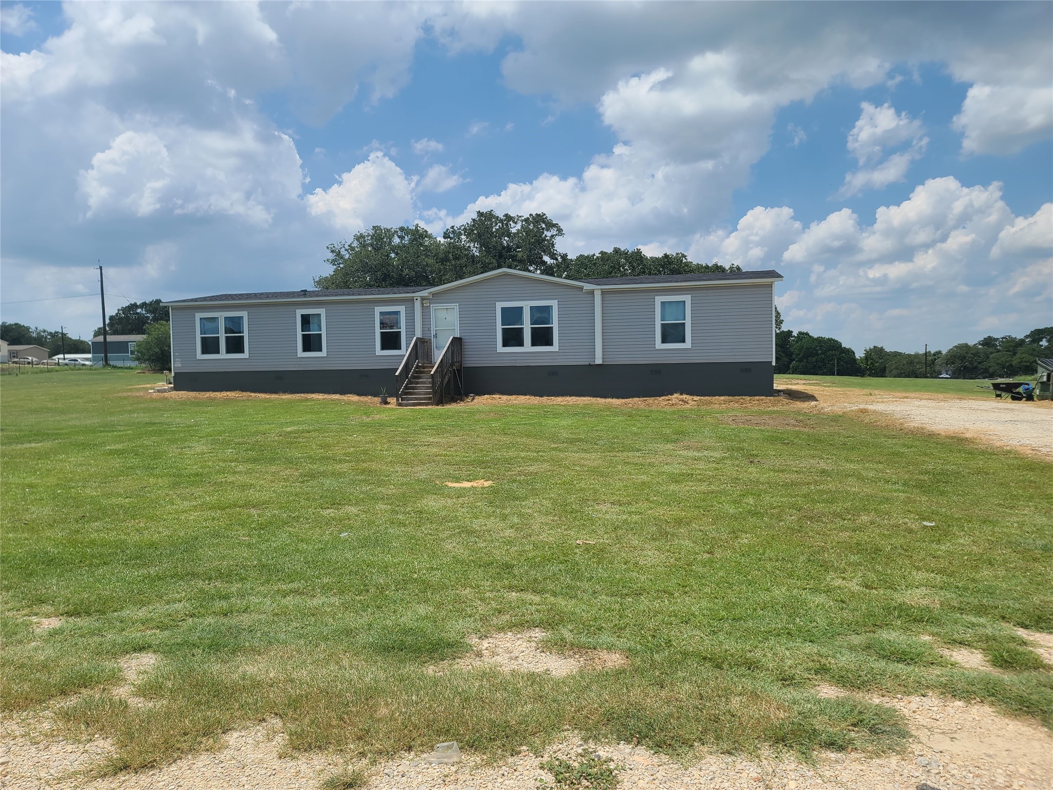 76 County Road 236a Gonzales TX 78629