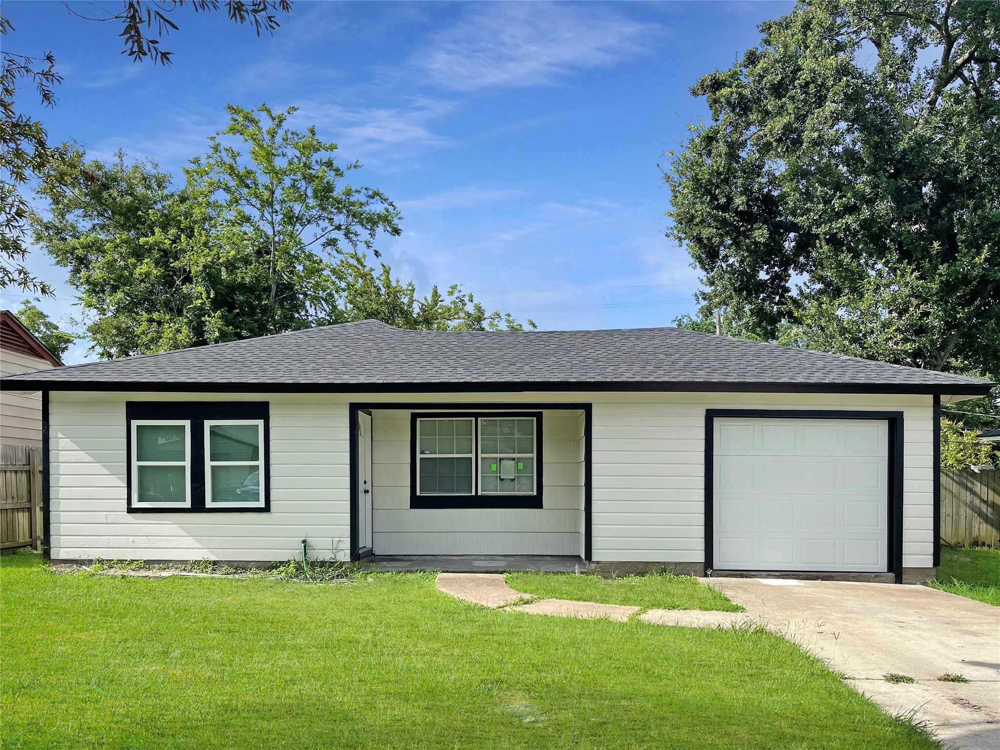 2408 Ingersol Avenue Pasadena TX 77506