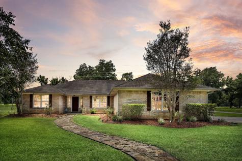 1714 Newgulf Drive Boling TX 77420