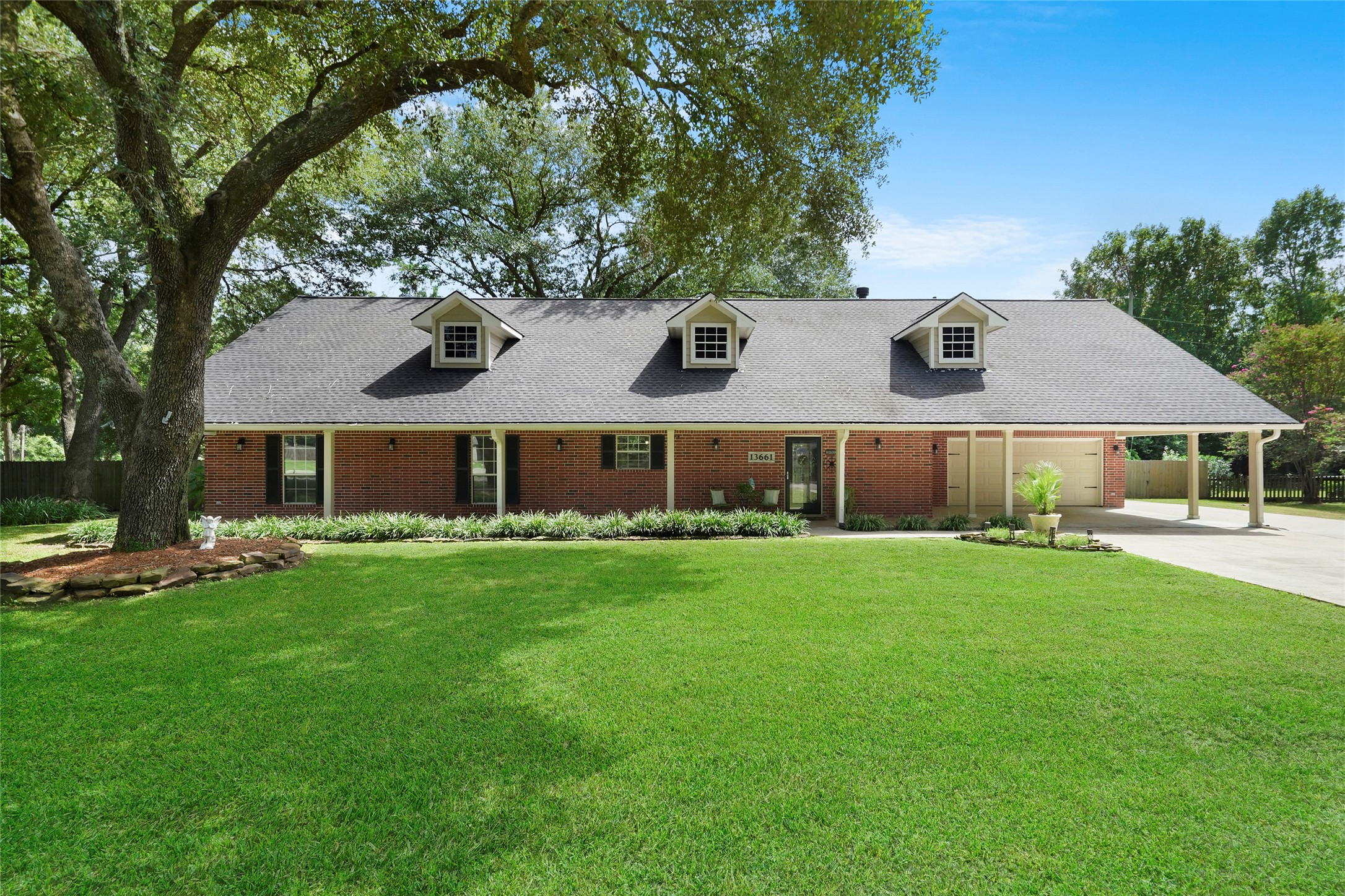 13661 Woodland Manor Drive Willis TX 77318