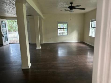 129 New York Avenue Lakehills TX 78063