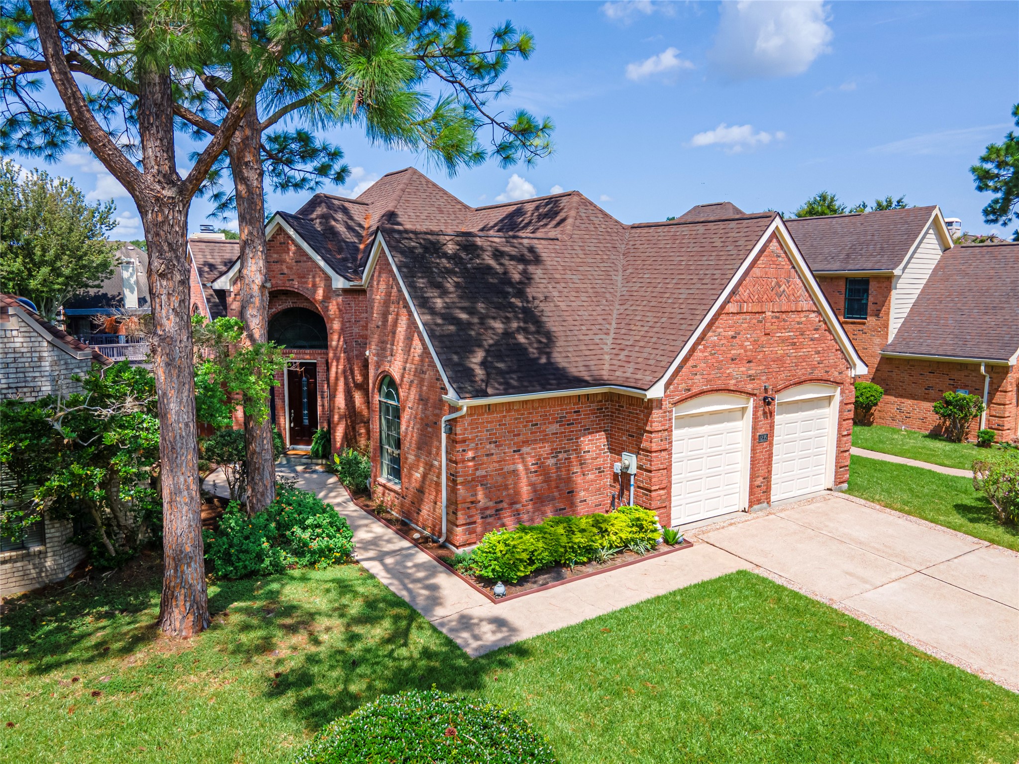 1235 Misty Lake Court Sugar Land TX 77498