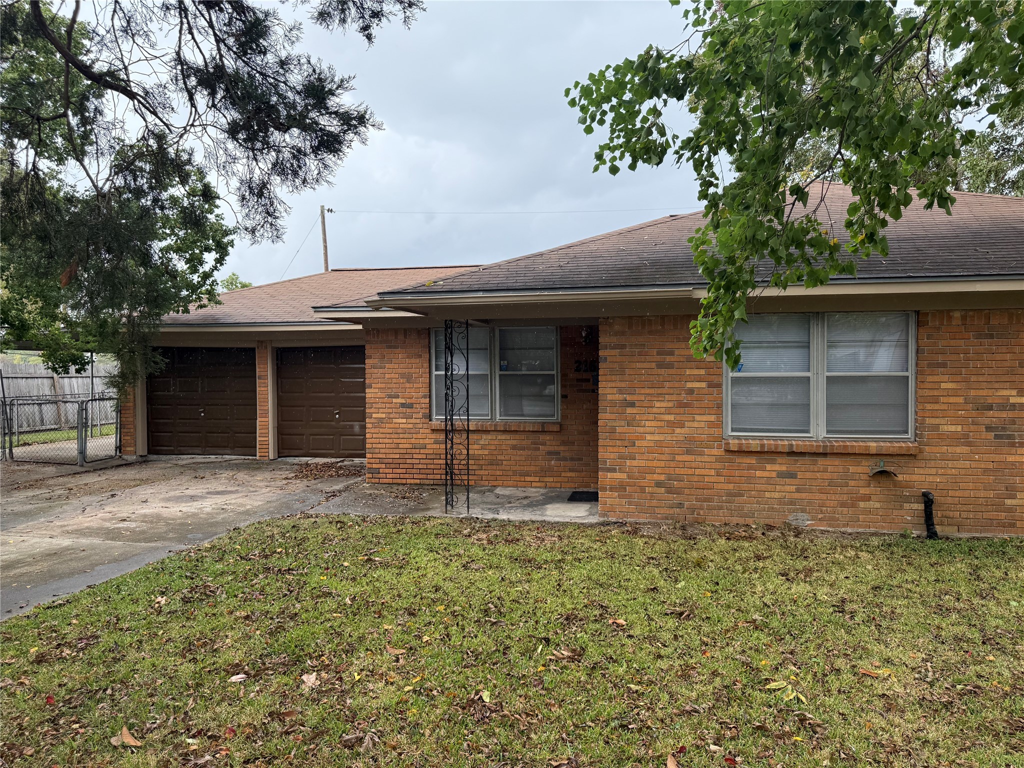 216 Schilling Street Baytown TX 77520