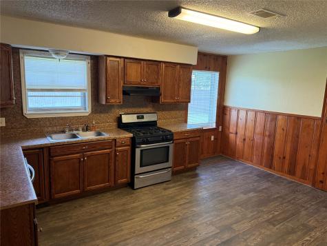 216 Schilling Street Baytown TX 77520