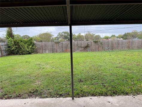 216 Schilling Street Baytown TX 77520