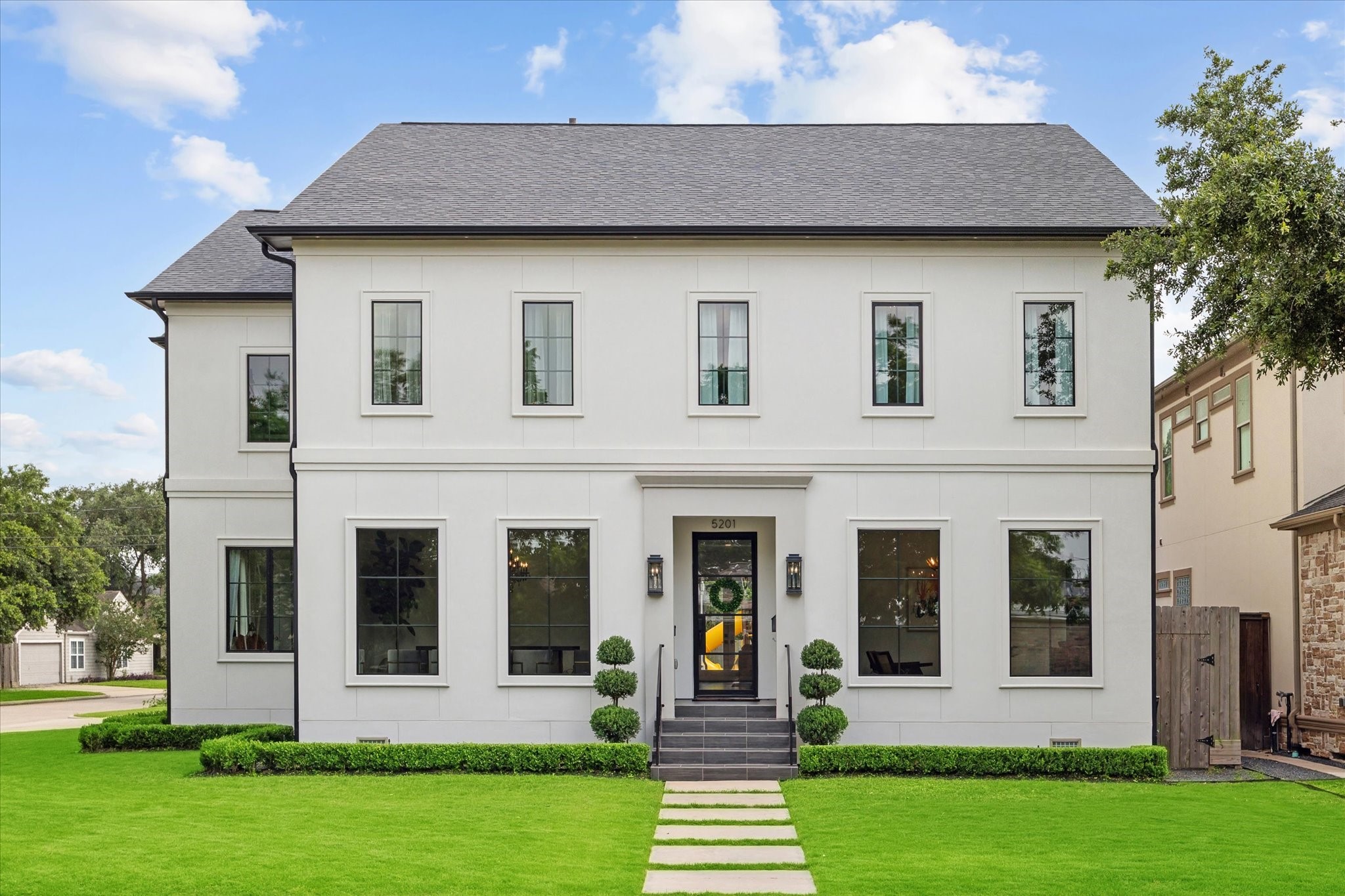 5201 Palmetto Street Bellaire TX 77401