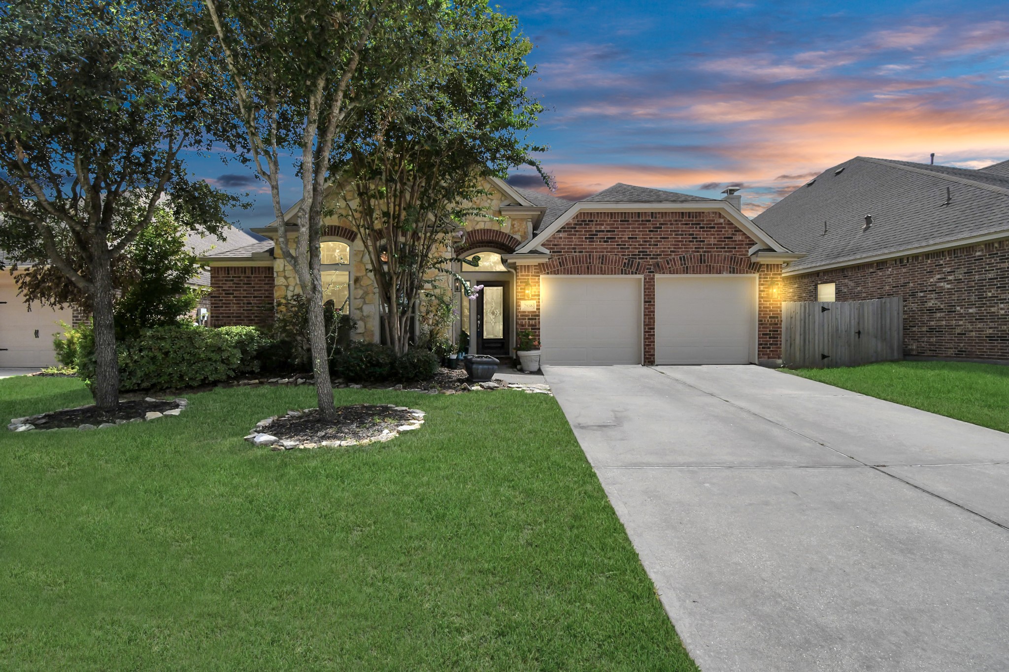 2858 Woodland Glen Lane Conroe TX 77385