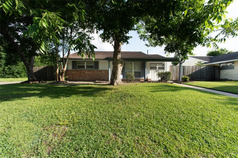 5870 Overdale Street Houston TX 77033