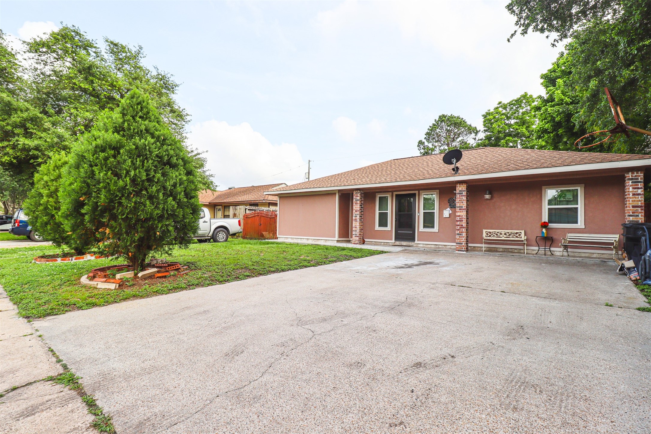 10614 Barada Street Houston TX 77034