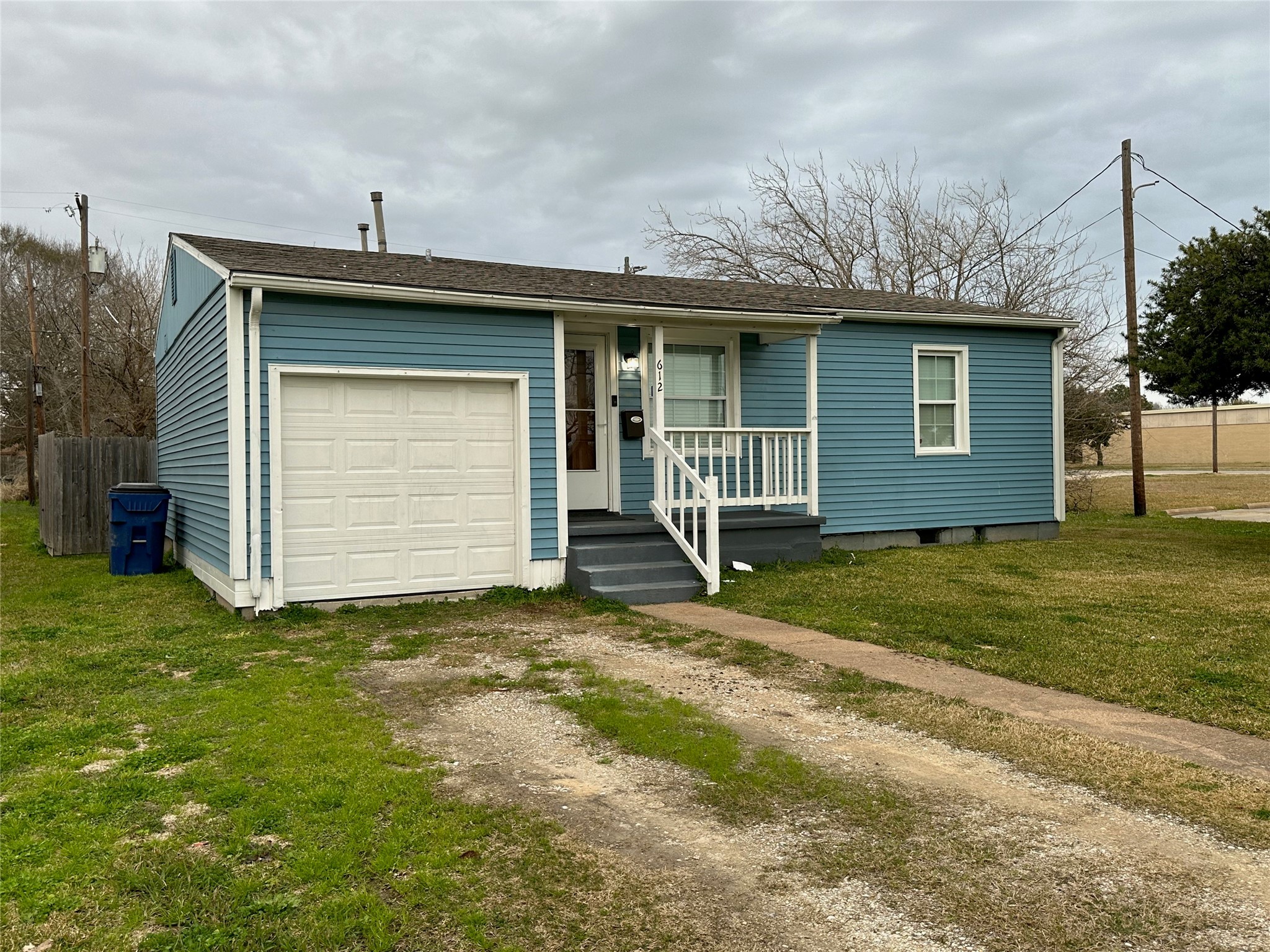 612 15th Avenue N Texas City TX 77590