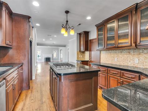 2141 Colquitt Street Houston TX 77098