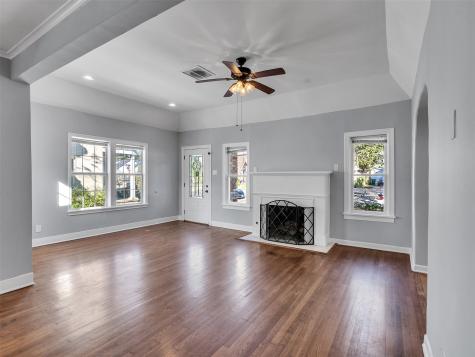 2141 Colquitt Street Houston TX 77098