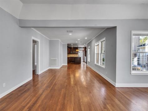 2141 Colquitt Street Houston TX 77098