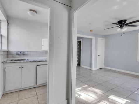 2141 Colquitt Street Houston TX 77098