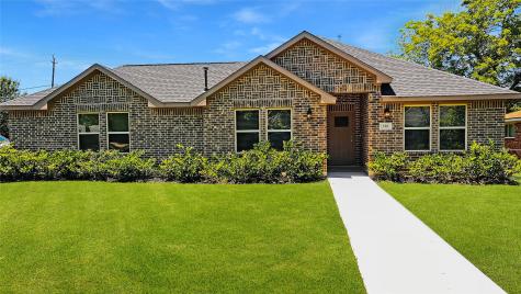 728 S 5th Street La Porte TX 77571