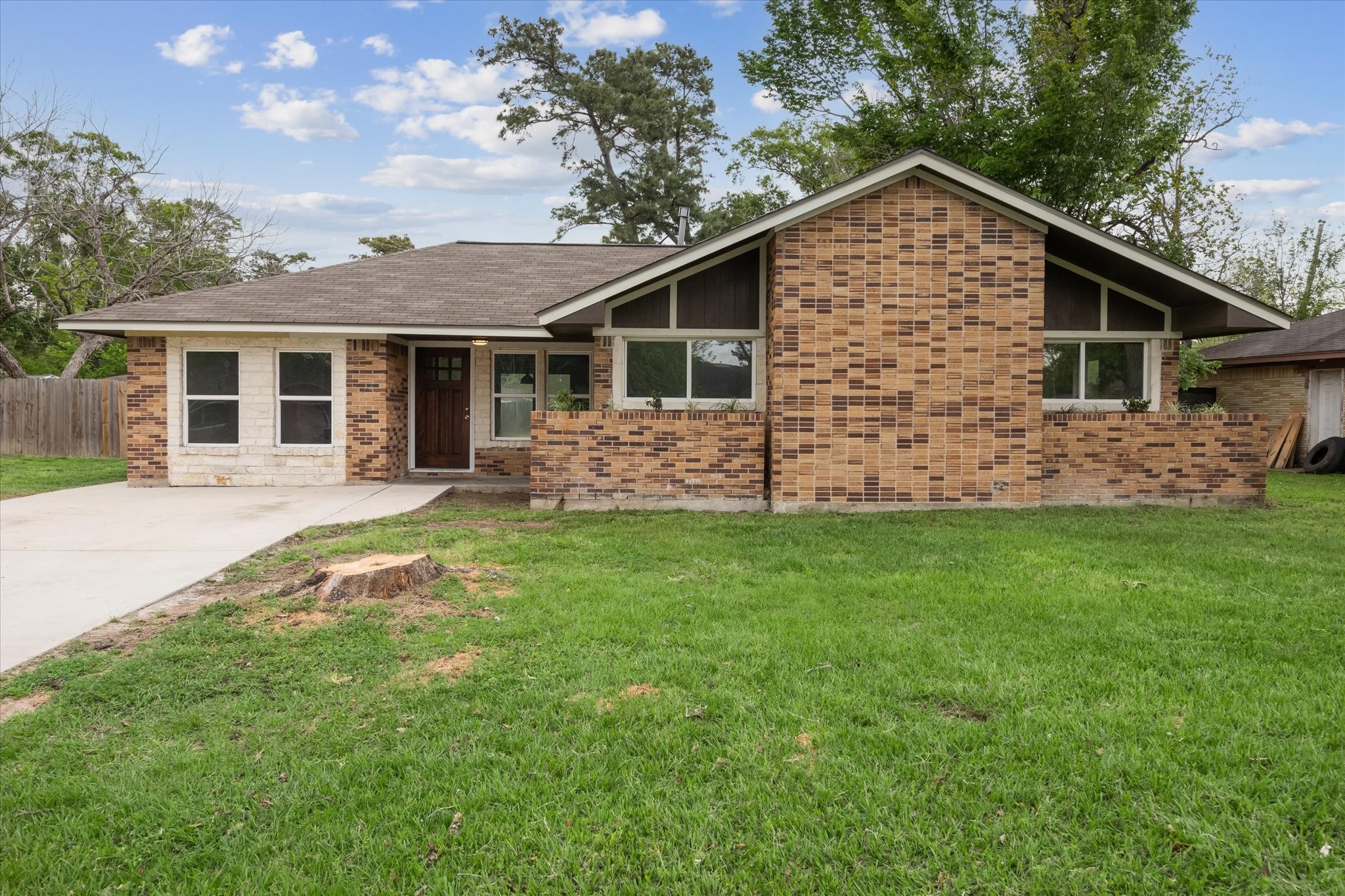 9207 Laura Koppe Road Houston TX 77078