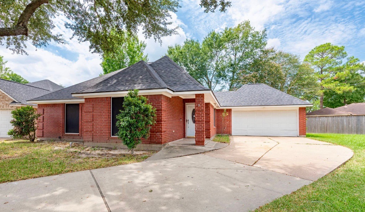 415 Kensington Court Pasadena TX 77502