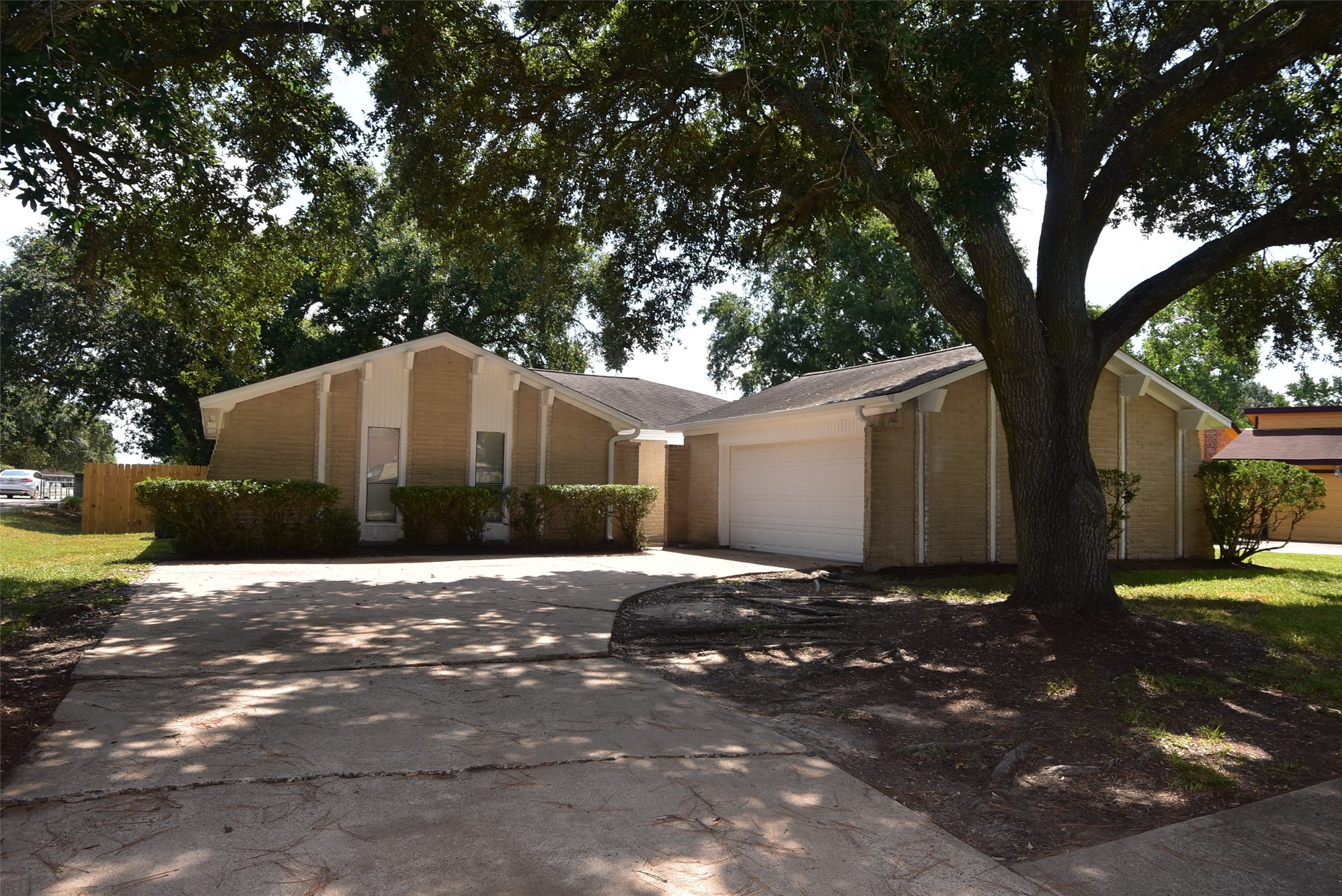 1638 Hilton Head Drive Missouri City TX 77459