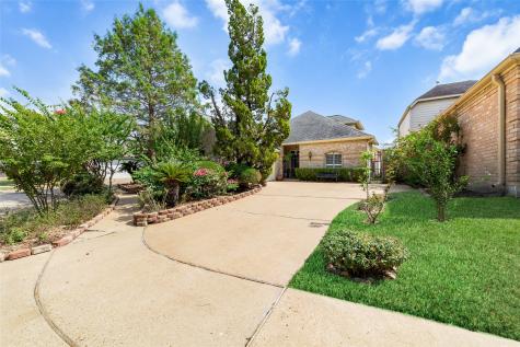 12207 Ravenmoor Drive Houston TX 77077