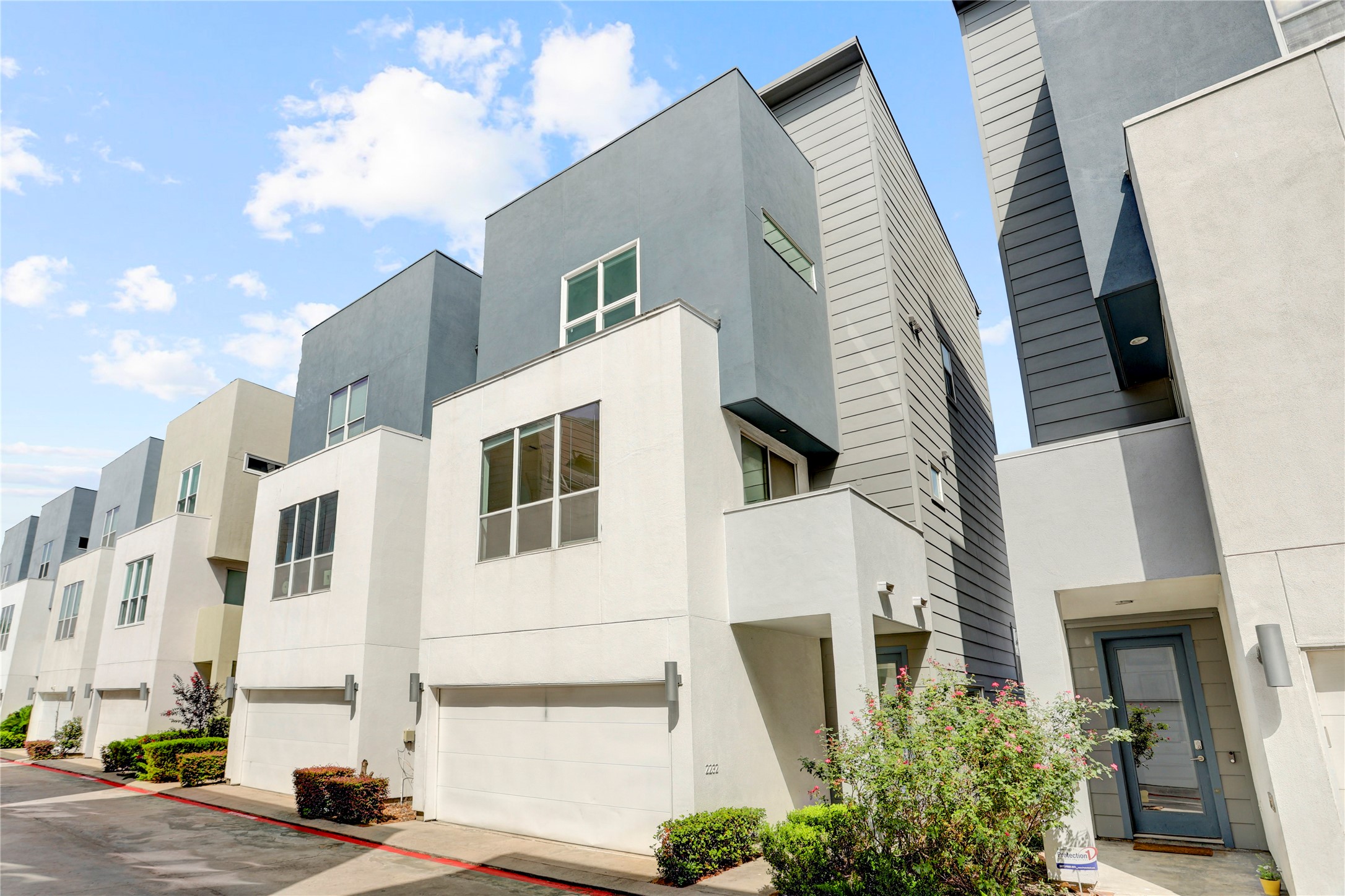 2232 Leeland Street Houston TX 77003