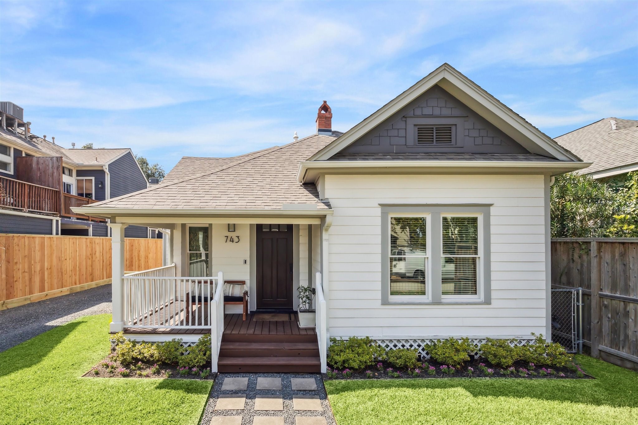 743 Arlington Street Houston TX 77007