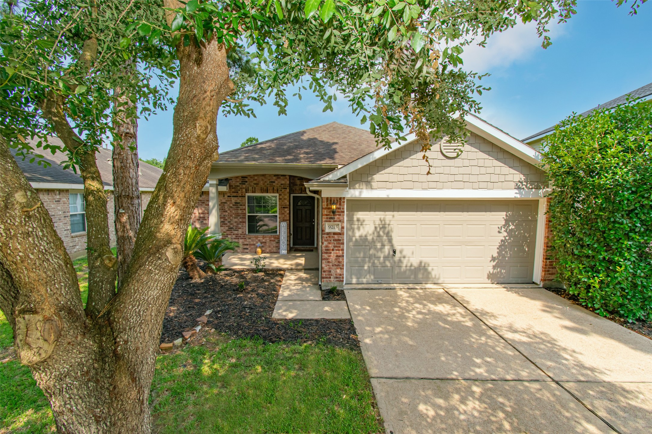 9215 Gammon Oaks Drive Houston TX 77095